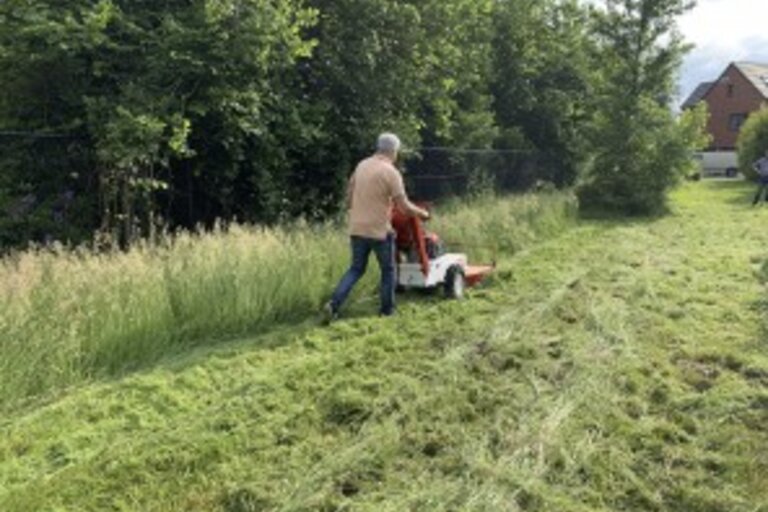 Grasmaaier ontstruiker hydrostatisch